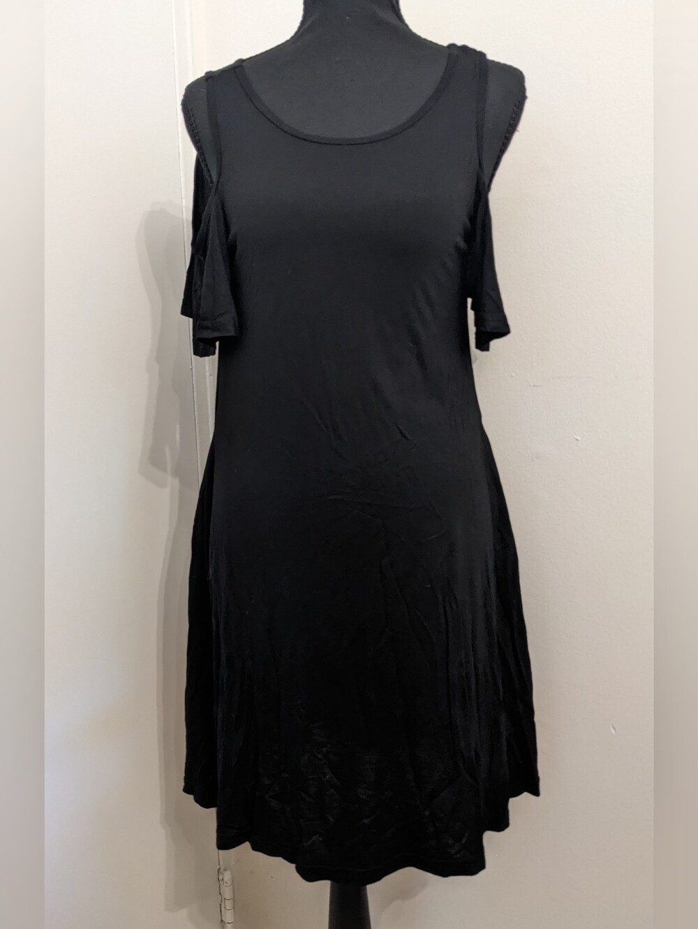 NWT Relaxed Black Cold-Shoulder Women's Dress | Size Small